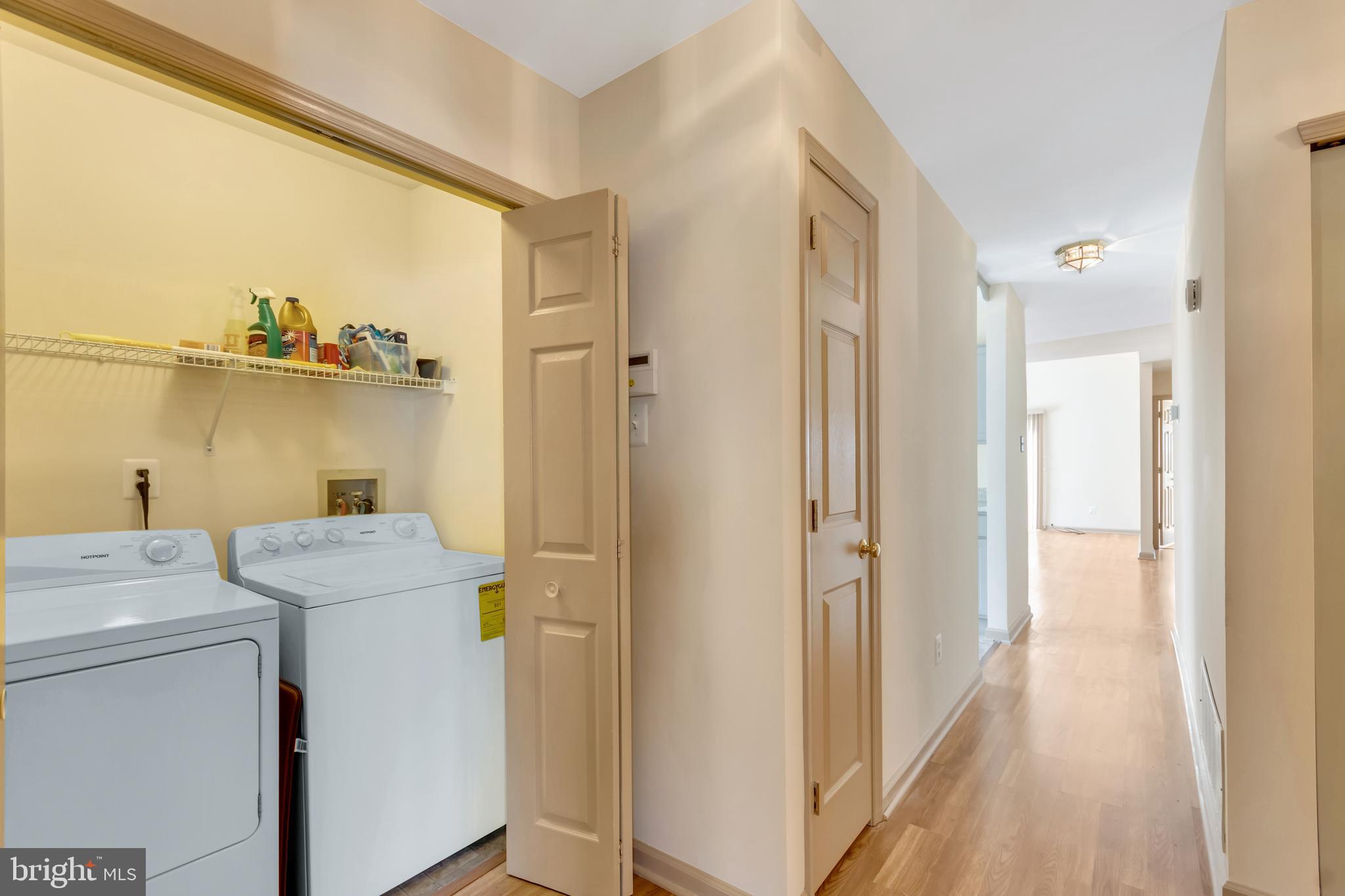 105 Alexander Road Beverly, NJ 08010 - Photo 7 of 14 Laundry