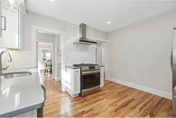 $3,300 | 37-39 Gallivan Boulevard, Unit 37, Boston, MA 02124
