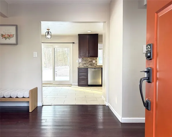 $375,000 | 917 Prescott Avenue, Endicott, NY 13760