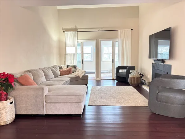 $359,900 | 917 Prescott Avenue, Endicott, NY 13760