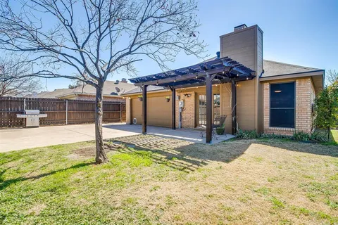 $319,990 | 4817 Scots Briar Lane, Fort Worth, TX 76137