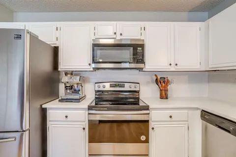 $319,990 | 4817 Scots Briar Lane, Fort Worth, TX 76137