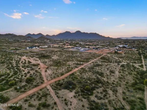 $675,000 | Xx136-flot3 North Wild Horse Drive, Unit 3, Queen Creek, AZ 85144