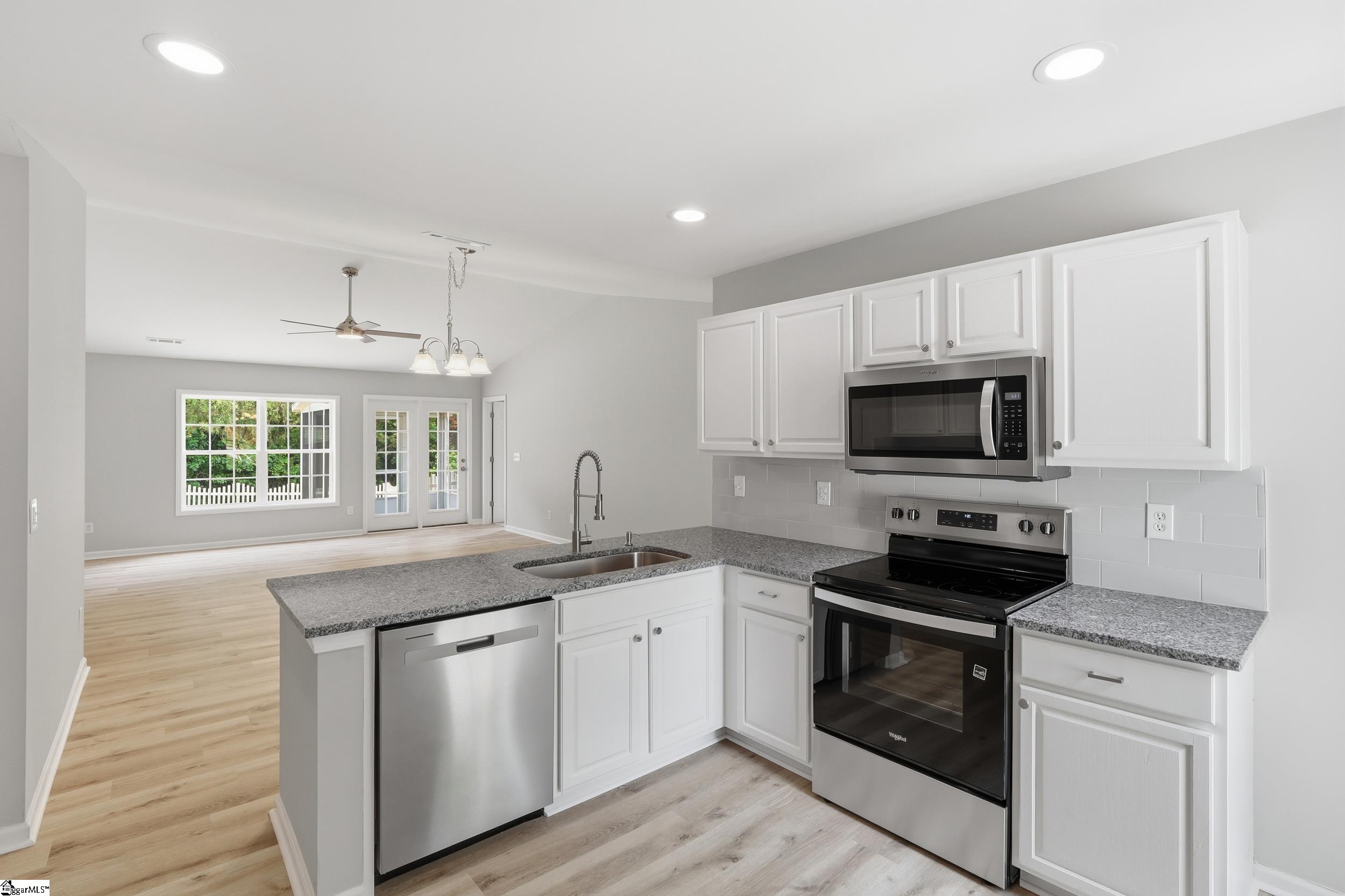 113 Midwood Road Travelers Rest, SC 29690 - Photo 13 of 41 Gallery Image 13