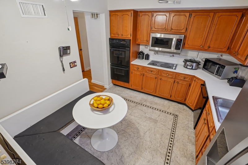 530 Prospect Street Maplewood, NJ 07040 - Photo 13 of 45