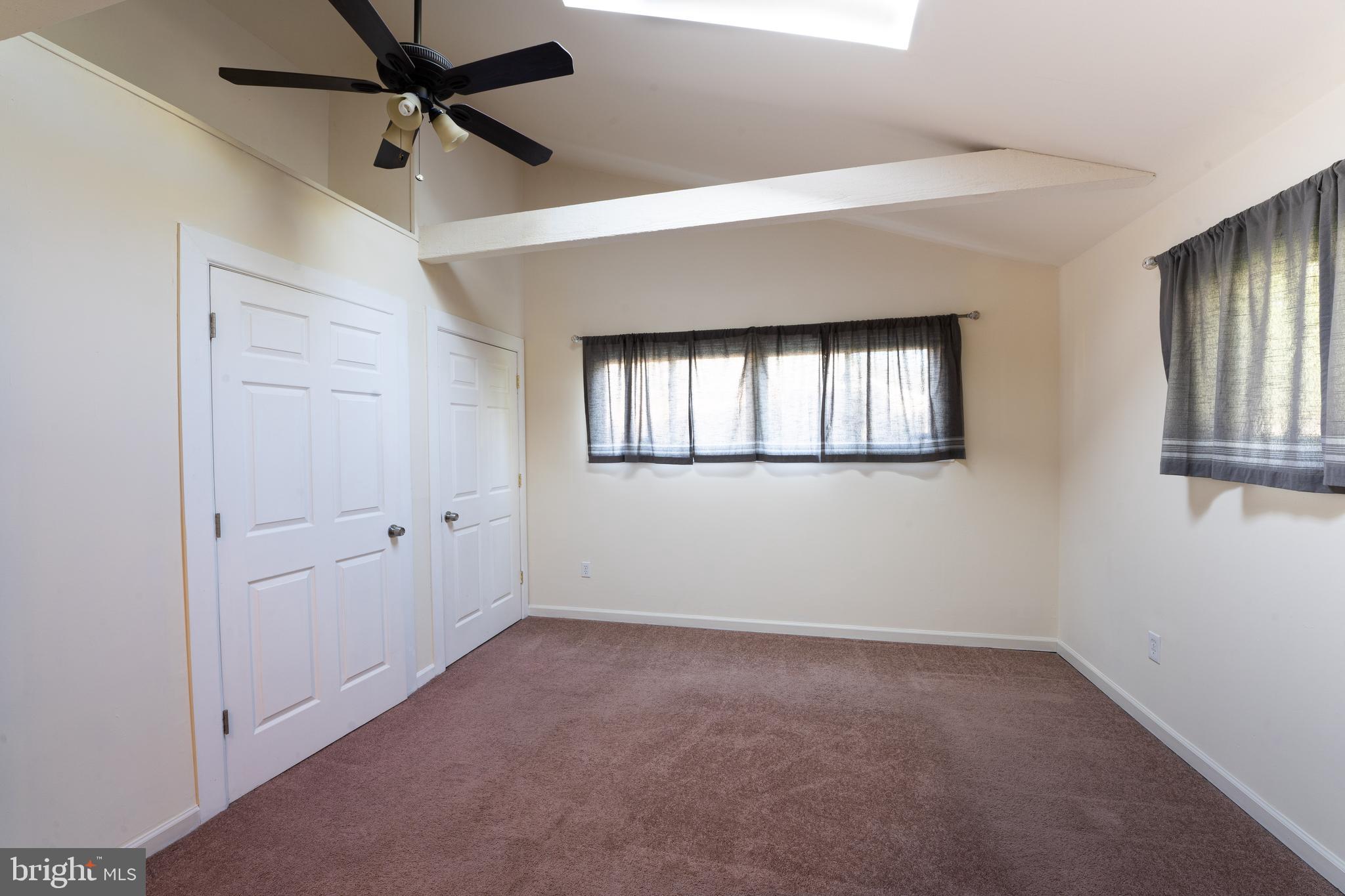 153 Idlewild Road Levittown, PA 19057 - Photo 8 of 17 Gallery Image 8