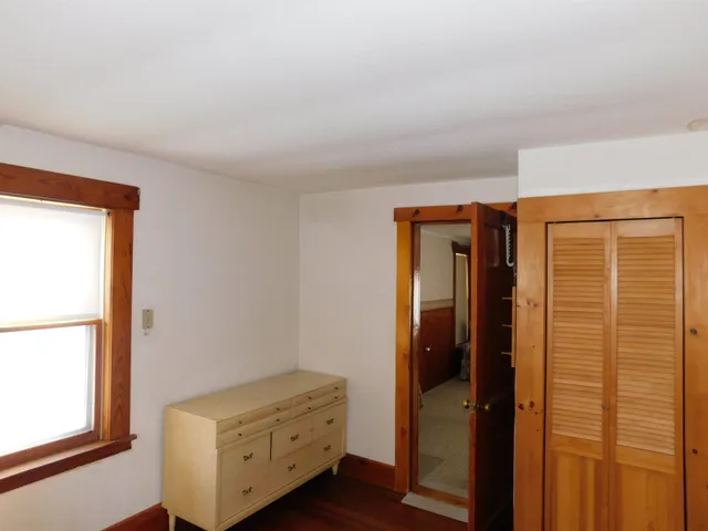 $249,999 | 270 Village Road, Corinth, VT 05040