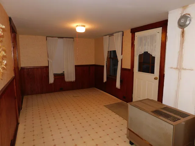 $249,999 | 270 Village Road, Corinth, VT 05040