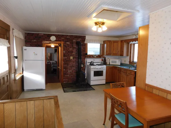 $249,999 | 270 Village Road, Corinth, VT 05040