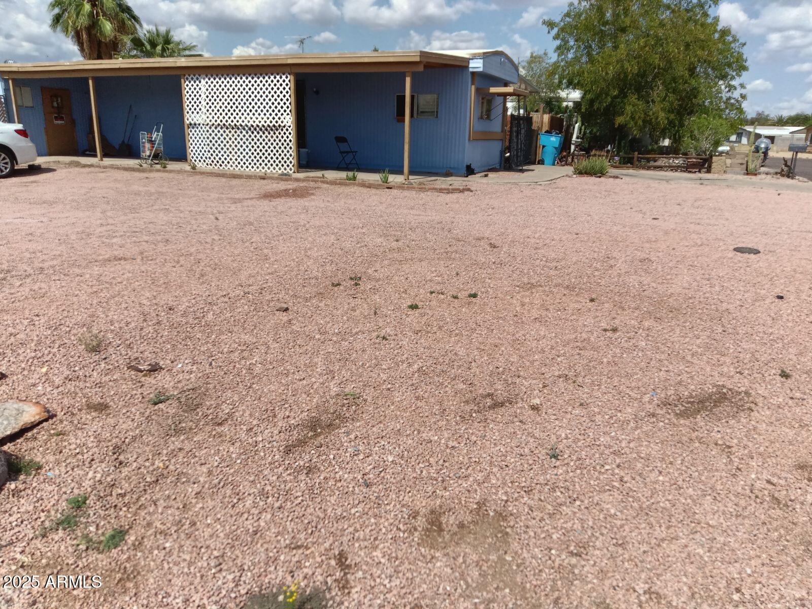 412 East Wagoner Road Phoenix, AZ 85022 - Photo 1 of 4 2045609273187623172