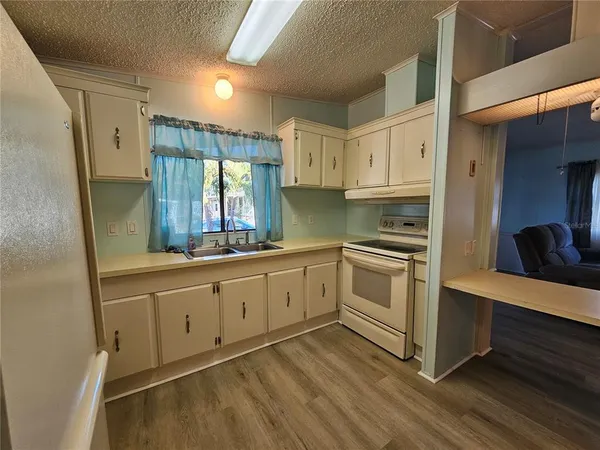 $99,900 | 3309 Evelyn Drive, Ellenton, FL 34222