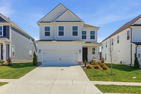 $679,998 | 688 Conifer Drive, Spring Hill, TN 37174