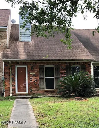 $1,500 | 122 South Beadle Road, Lafayette, LA 70508