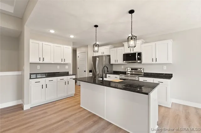 $379,900 | 6015 Addison Springs Court, Georgetown, IN 47122