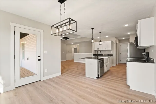 $379,900 | 6015 Addison Springs Court, Georgetown, IN 47122