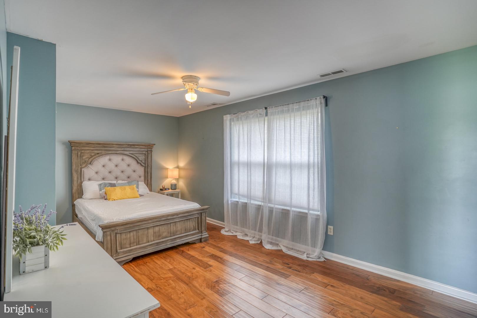 34527 Oakley Court, Unit 24 Lewes, DE 19958 - Photo 20 of 28 Second floor - Bedroom 2