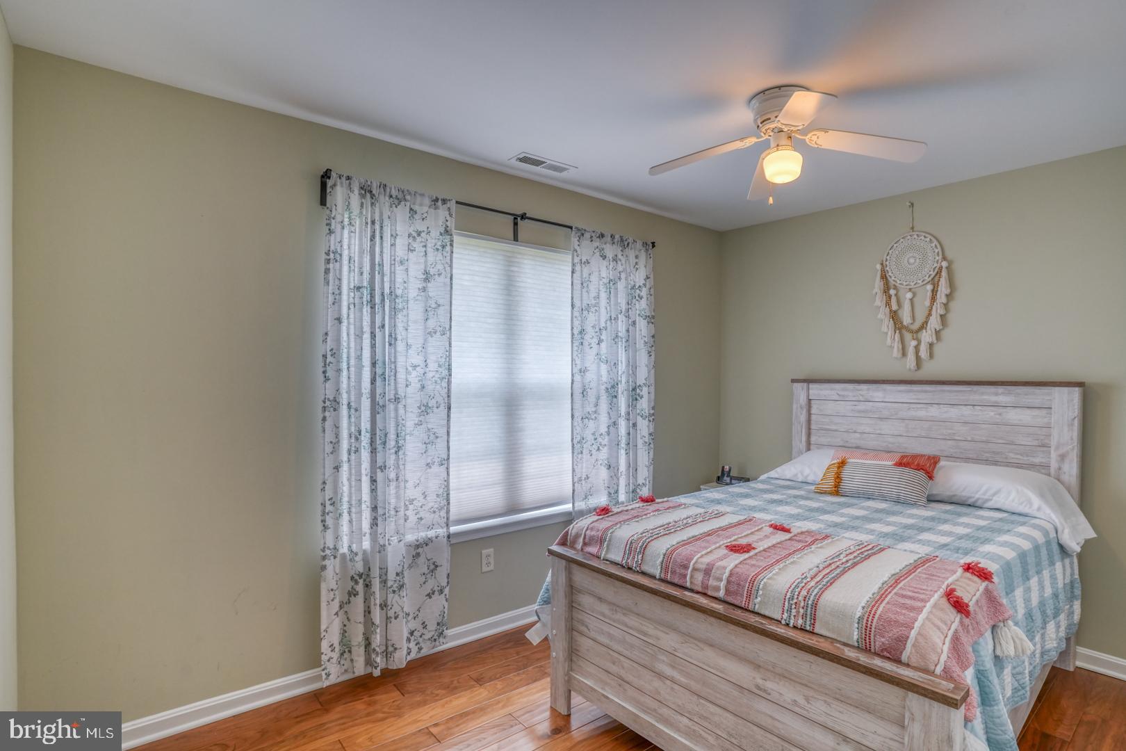34527 Oakley Court, Unit 24 Lewes, DE 19958 - Photo 23 of 28 Second floor - Bedroom 3