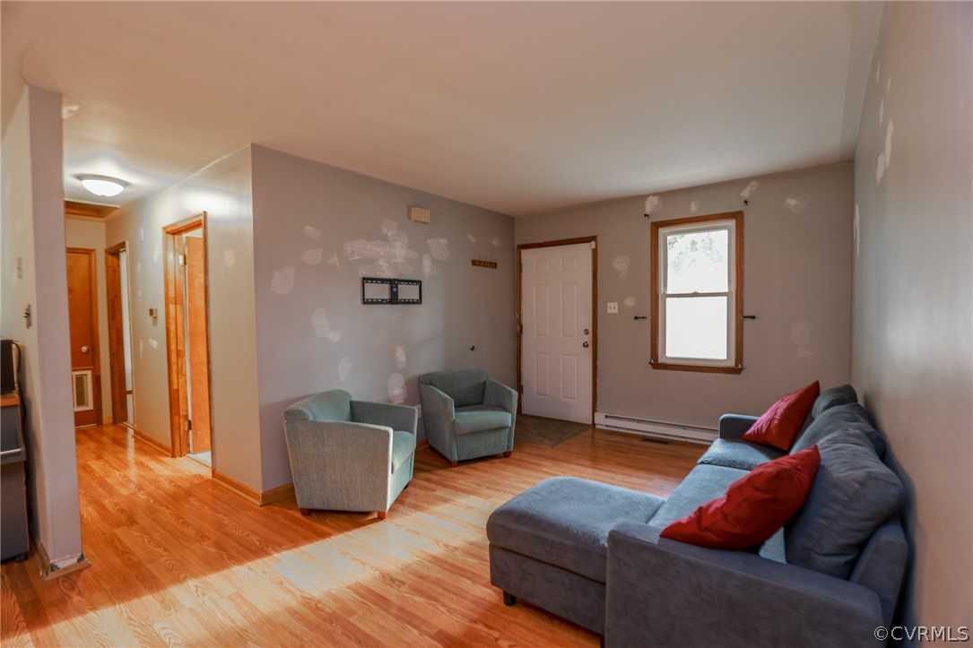 21213 Rabbit Run Petersburg, VA 23803 - Photo 5 of 31 Gallery Image 5