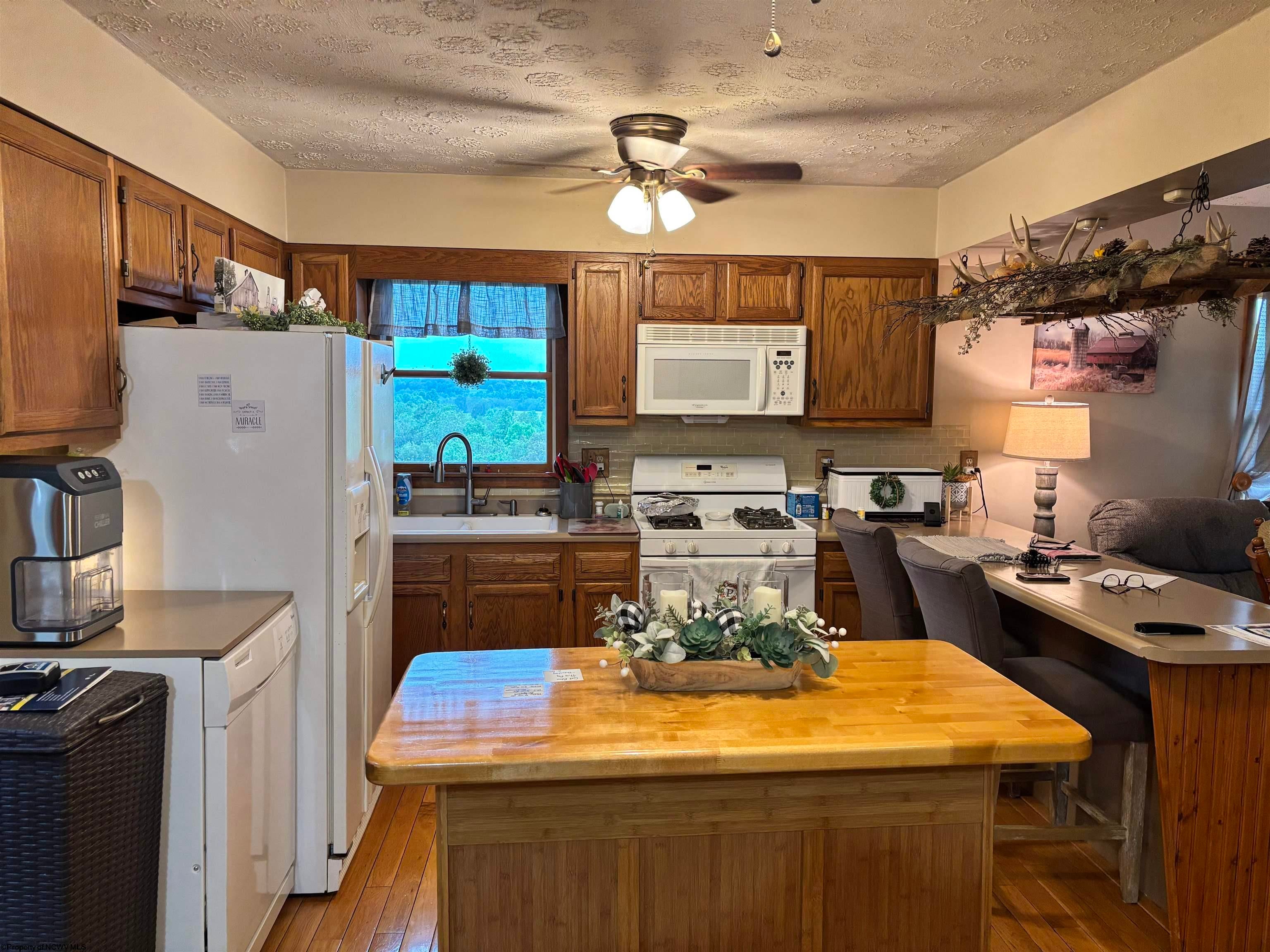 381 Midway Road Belington, WV 26250 - Photo 3 of 44 Gallery Image 3