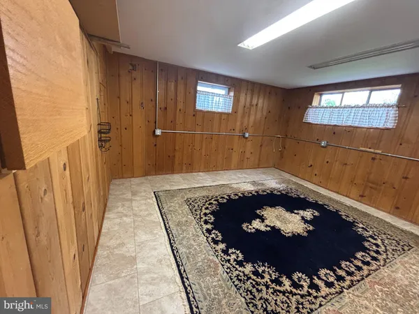 $4,000 | 6413 29th Street North, Arlington, VA 22207