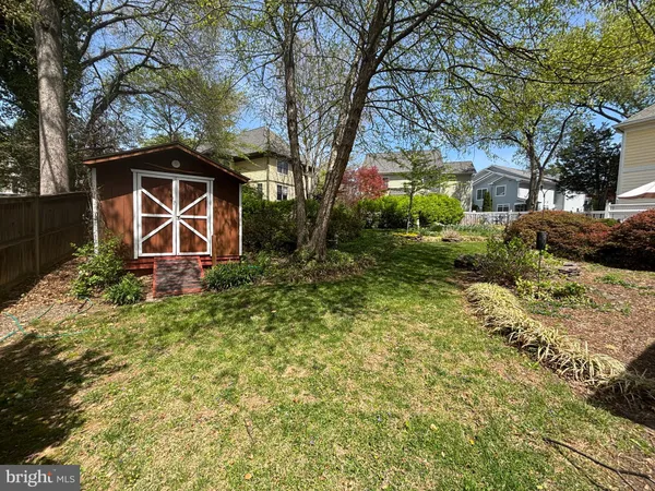 $4,000 | 6413 29th Street North, Arlington, VA 22207