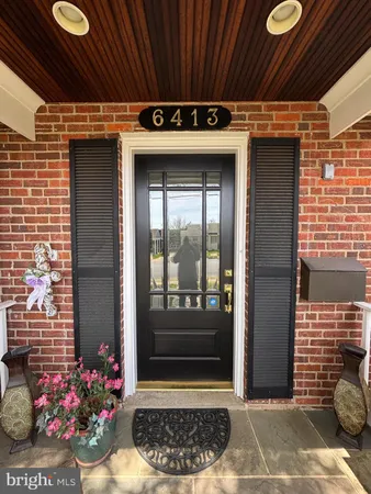 $4,000 | 6413 29th Street North, Arlington, VA 22207