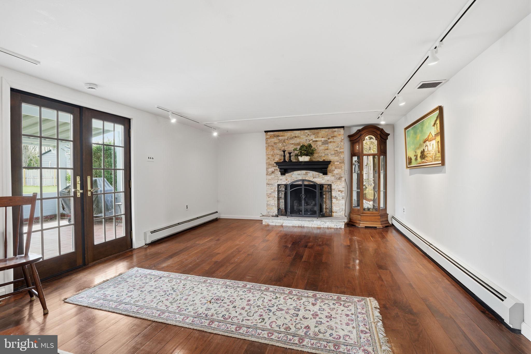 1240 Almshouse Road Jamison, PA 18929 - Photo 15 of 42