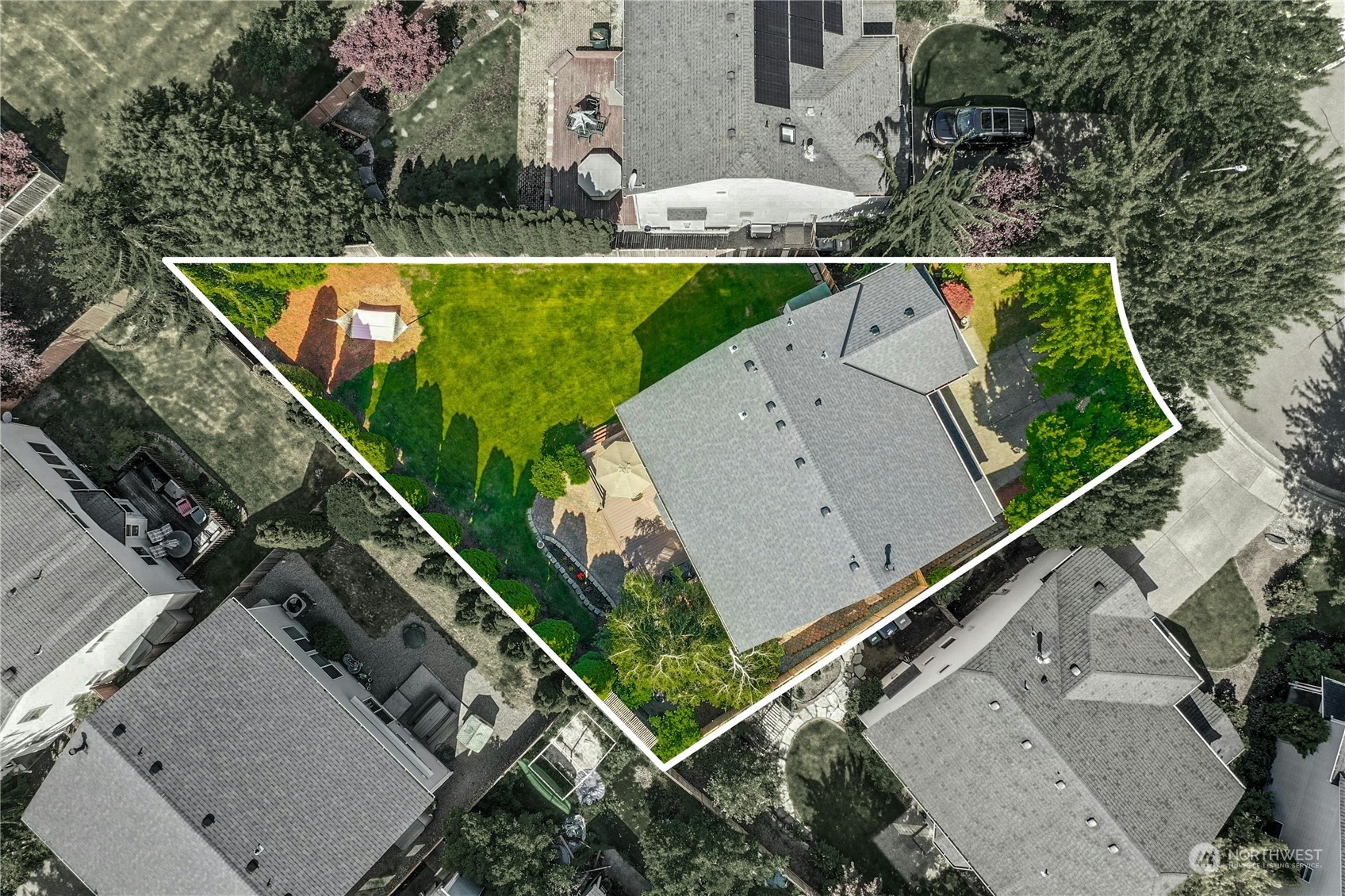 15028 51st Drive Southeast Bothell, WA 98012 - Photo 31 of 31 an aerial view of a tennis court