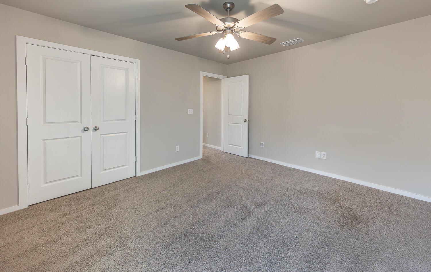 7526 31st Place Lubbock, TX 79407 - Photo 17 of 22 a view of an empty room