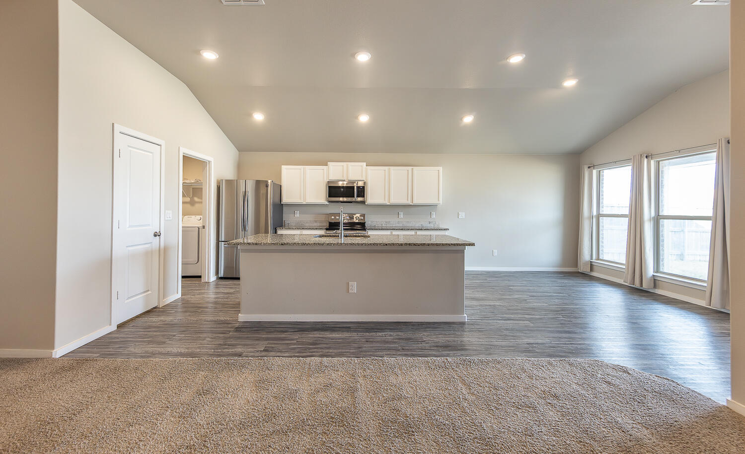 7526 31st Place Lubbock, TX 79407 - Photo 6 of 22 a view of kitchen with refrigerator sink and cabinets