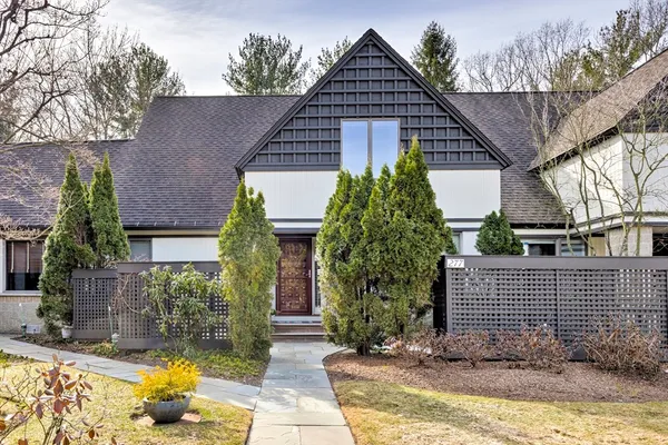 $1,990,000 | 277 Nahanton Street, Unit 277, Newton, MA 02459