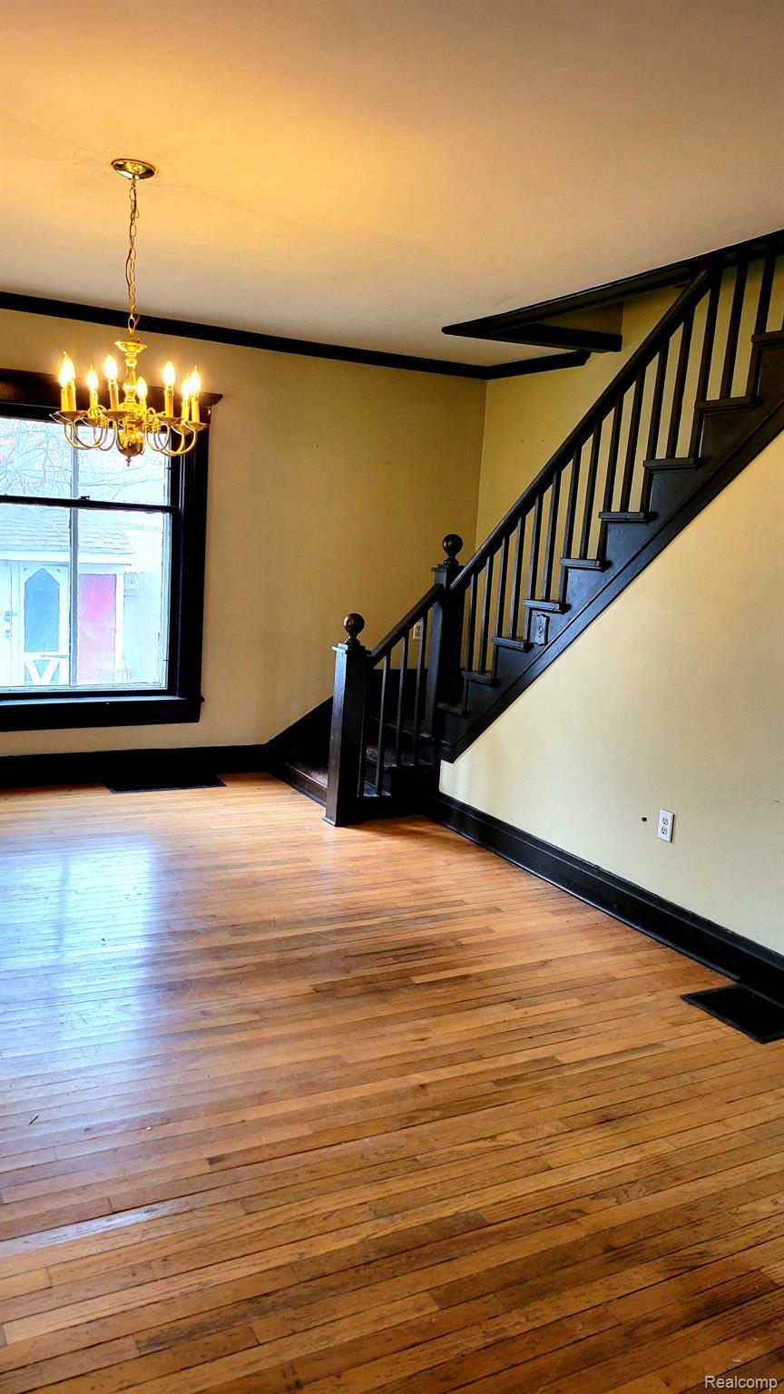 5050 North Nicholson Road Fowlerville, MI 48836 - Photo 21 of 24 Staircase