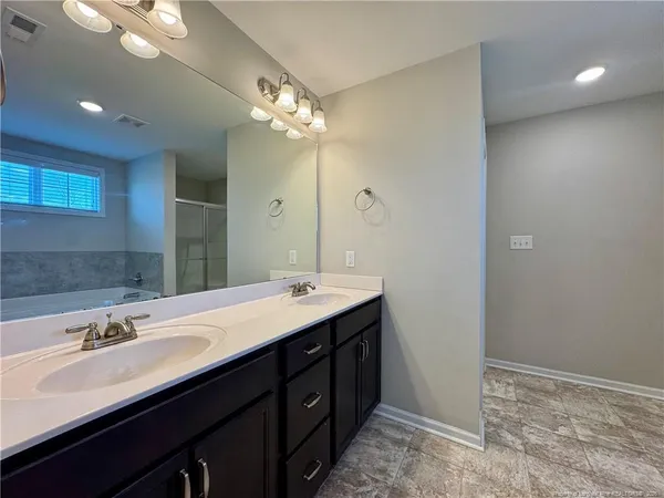 $2,100 | 181 Chatfield Dr., Raeford, NC 28376