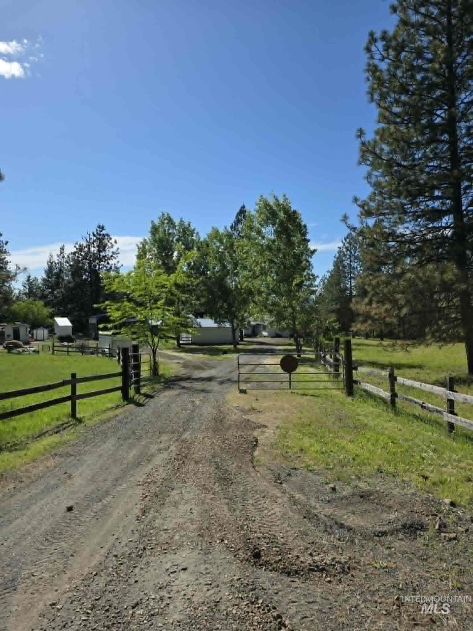 3871 Lakeview Road Orofino, ID 83544 - Photo 2 of 49