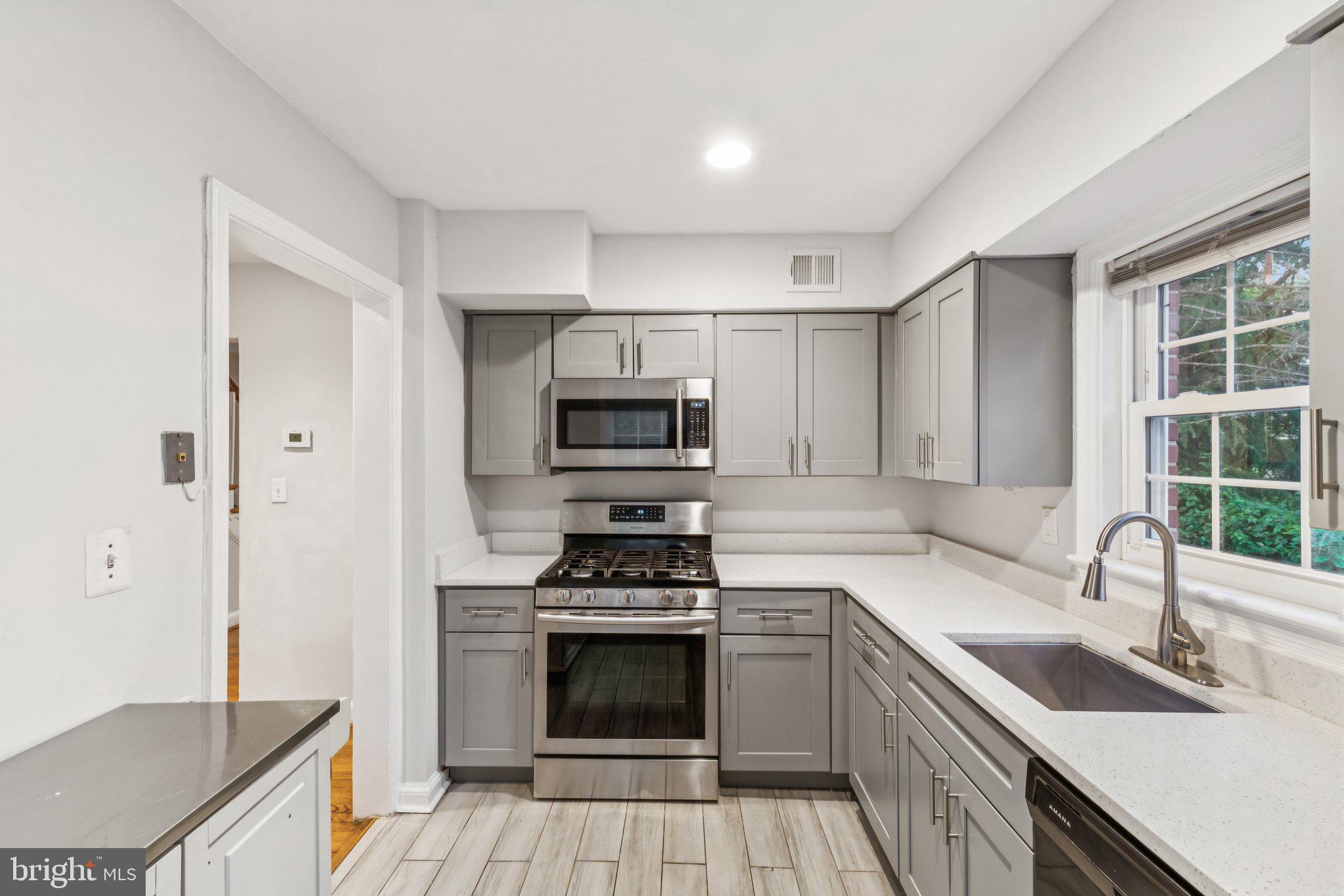 9504 Old Georgetown Road Bethesda, MD 20814 - Photo 8 of 25 Gallery Image 8