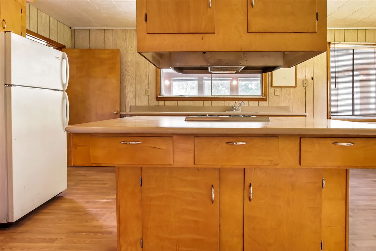 9805 Bray Road Millington, MI 48746 - Photo 10 of 38 31382497-9.JPG