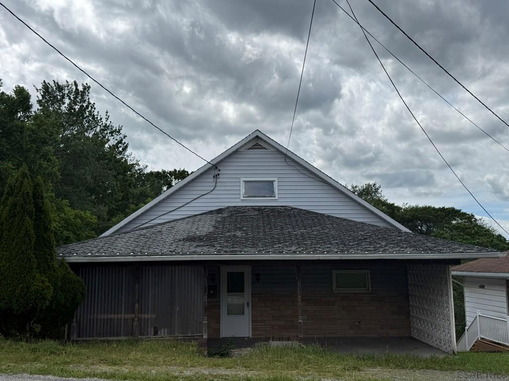 1610 Springhill Road Portage, PA 15946 - Photo 4 of 25