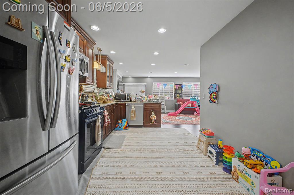 5524 Maple Street Dearborn, MI 48126 - Photo 9 of 54