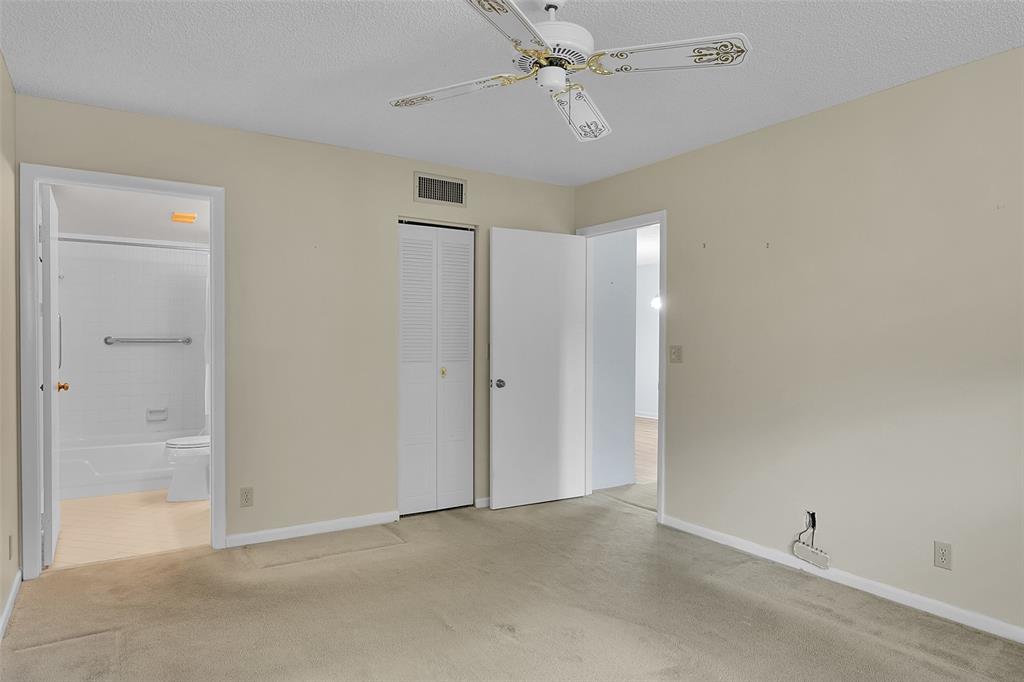 2905 Southwest 22nd Avenue, Unit 202 Delray Beach, FL 33445 - Photo 12 of 16