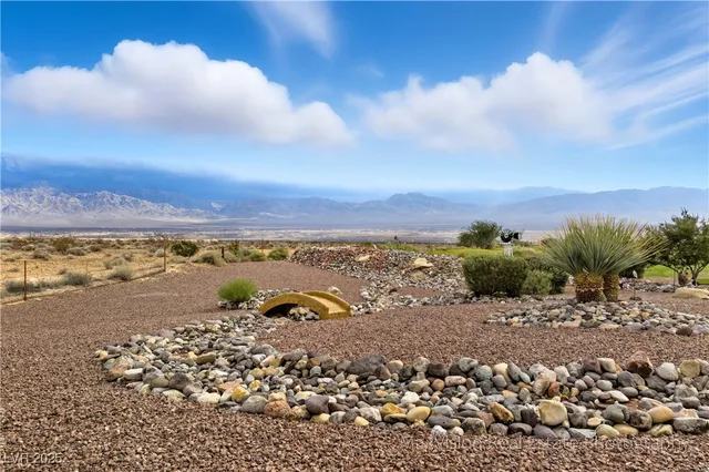 $449,000 | 1390 Vista Del Ciudad Drive, Mesquite, NV 89027