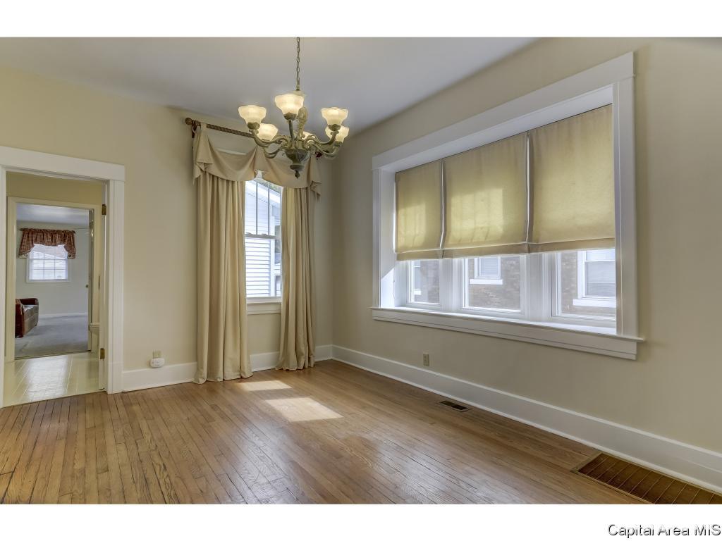 1616 Holmes Avenue Springfield, IL 62704 - Photo 4 of 36
