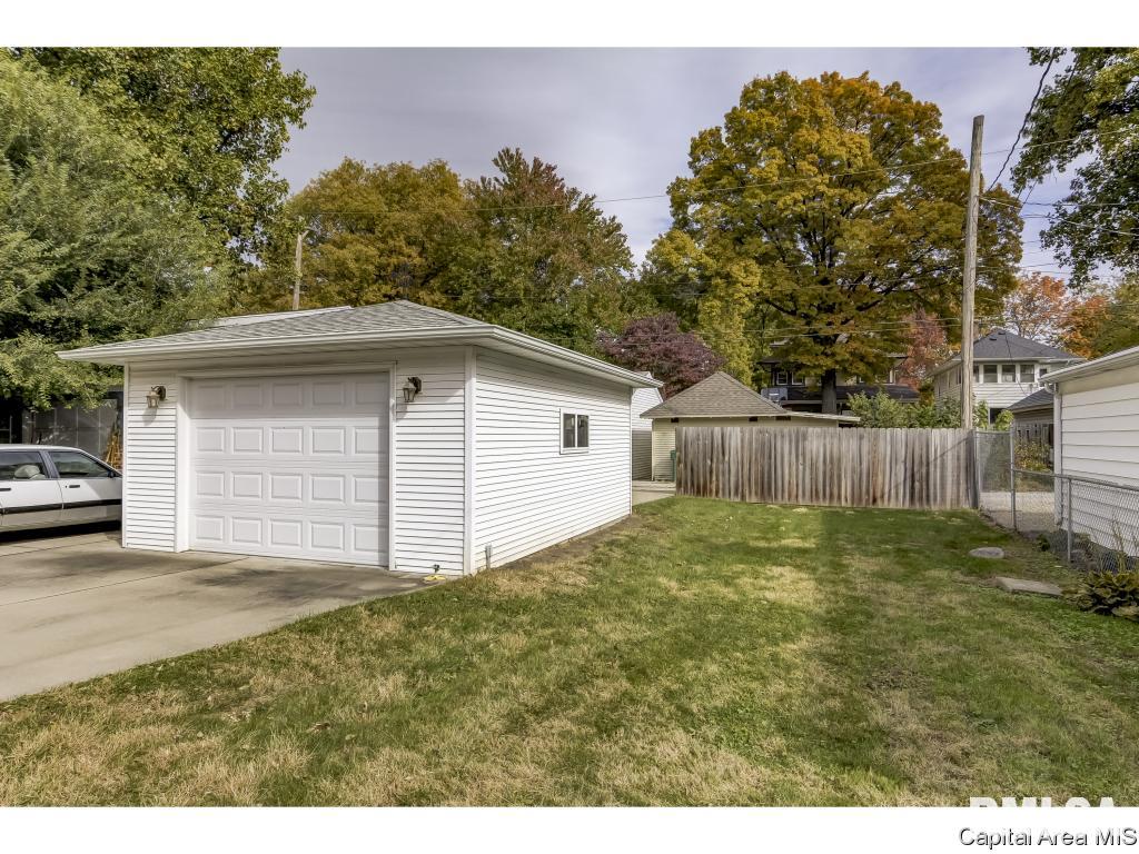 1616 Holmes Avenue Springfield, IL 62704 - Photo 35 of 36