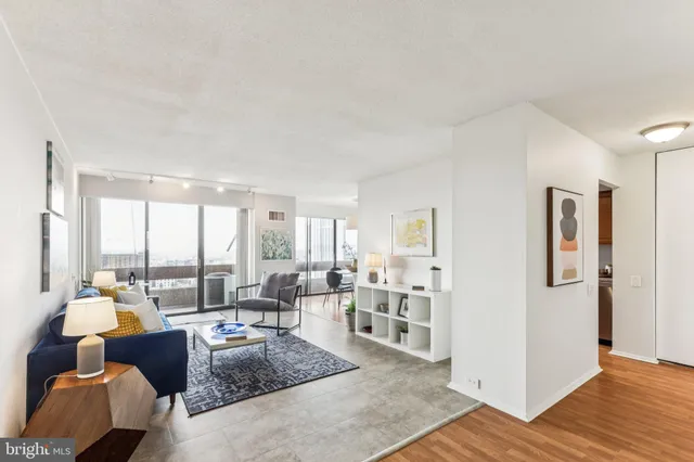 $310,000 | 1326 Spruce Street, Unit 2304, Philadelphia, PA 19107