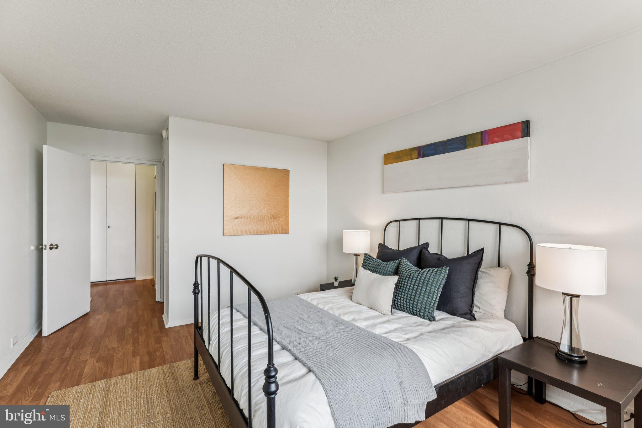 1326 Spruce Street, Unit 2304 Philadelphia, PA 19107 - Photo 13 of 16