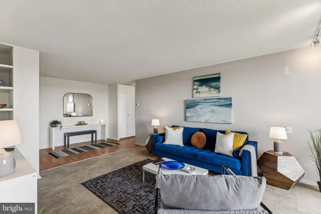 $310,000 | 1326 Spruce Street, Unit 2304, Philadelphia, PA 19107