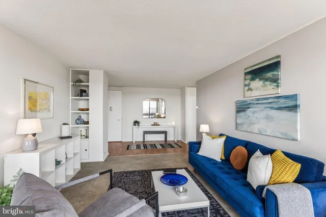 $310,000 | 1326 Spruce Street, Unit 2304, Philadelphia, PA 19107