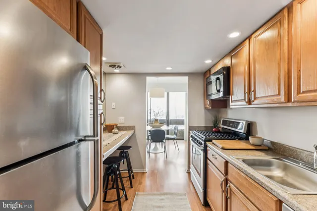 $310,000 | 1326 Spruce Street, Unit 2304, Philadelphia, PA 19107