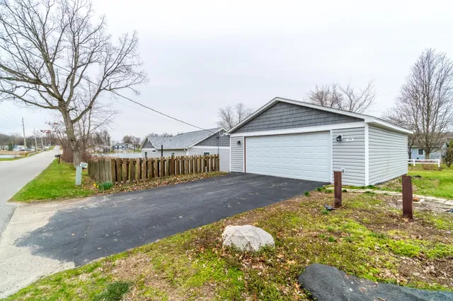 $569,900 | 2255 North 400 West, Angola, IN 46703