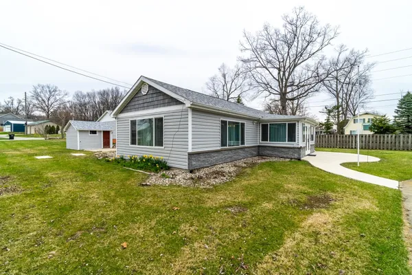 $544,900 | 2255 North 400 West, Angola, IN 46703
