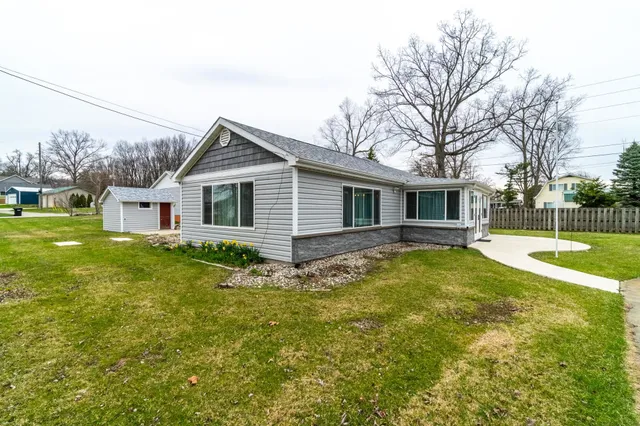 $569,900 | 2255 North 400 West, Angola, IN 46703